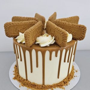 Lotus Biscoff Cake